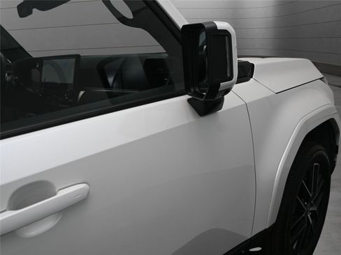 Used 2024 Lexus GX 550 image 13