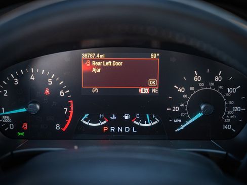 Certified 2021 Ford Escape SE w/ SE Sport Appearance Package image 24