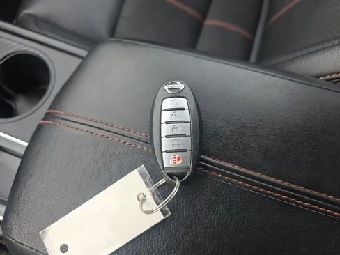 Used 2019 Nissan Altima 2.5 SR FWD image 30