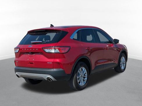 Used 2022 Ford Escape SE w/ Convenience Package AWD/4WD image 3