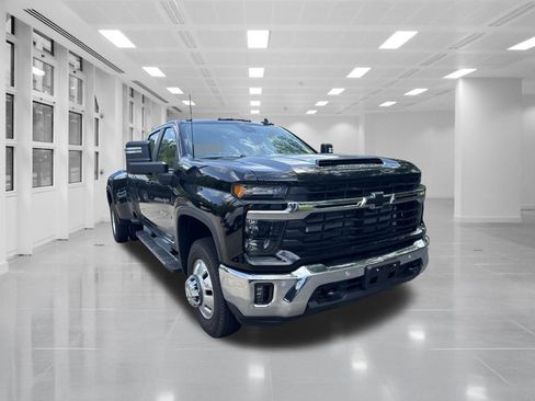 New 2026 Chevrolet Silverado 3500 LT w/ All Star Edition AWD/4WD image 3