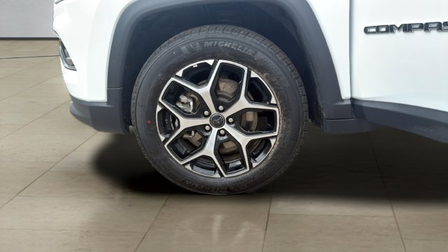 Used 2025 Jeep Compass Limited AWD/4WD image 40