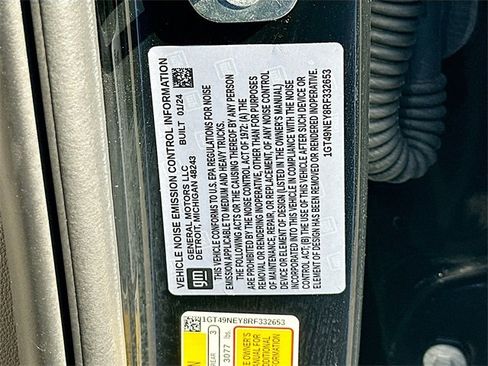 Used 2024 GMC Sierra 2500 SLT w/ SLT Premium Package image 31