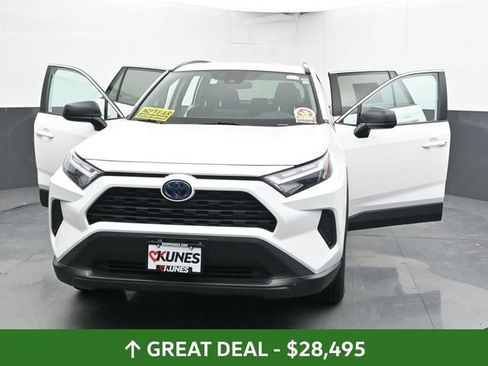 Used 2024 Toyota RAV4 LE AWD/4WD image 50