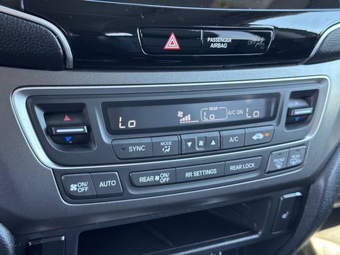 Used 2022 Honda Pilot Special Edition image 15