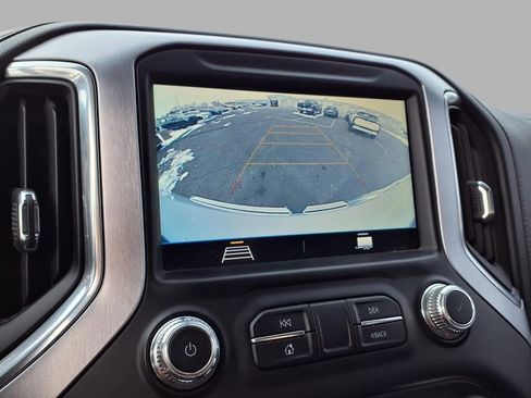 Used 2020 GMC Sierra 1500 SLE w/ SLE Value Package image 6