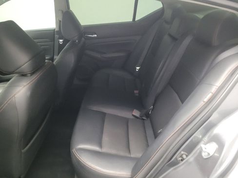 Used 2019 Nissan Altima 2.5 SR w/ SR Premium Package FWD image 18