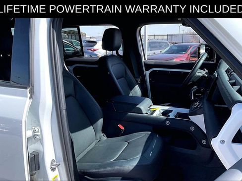 Used 2025 Land Rover Defender 110 S image 8