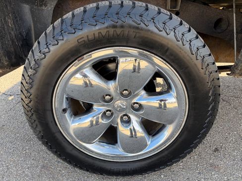 Used 2005 Dodge Ram 1500 Truck SLT w/ Sport Appearance Group image 16