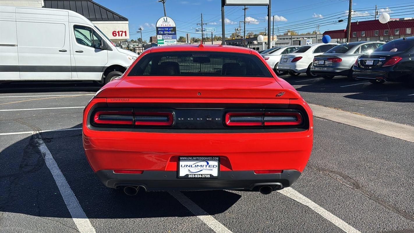 Used 2018 Dodge Challenger GT w/ Driver Convenience Group AWD/4WD image 4