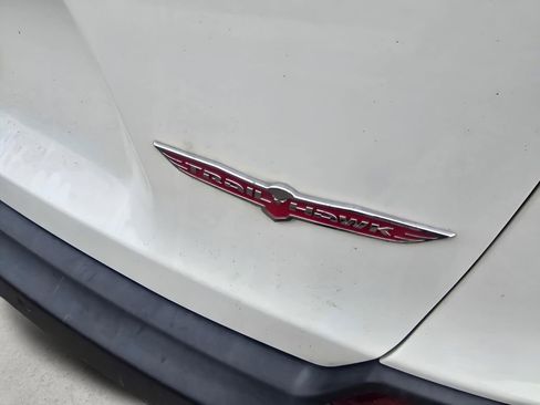 Used 2019 Jeep Cherokee Trailhawk w/ Cold Weather Group AWD/4WD image 12