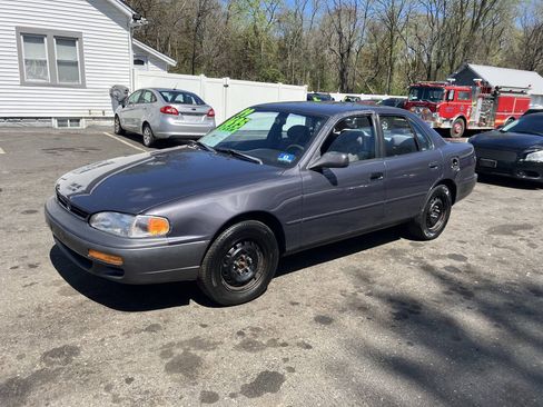 Used 1996 Toyota Camry LE FWD image 11