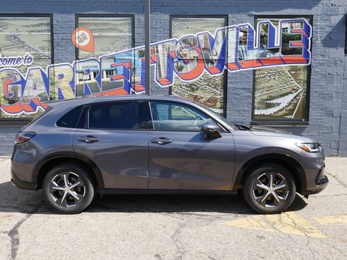Used 2025 Honda HR-V EX-L image 24
