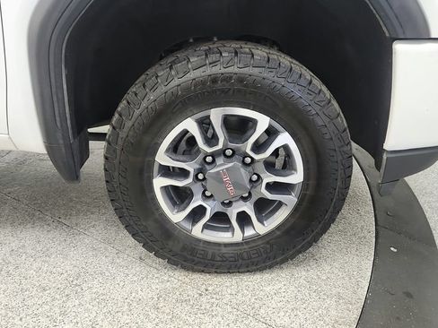 Used 2021 GMC Sierra 2500 AT4 AWD/4WD image 21