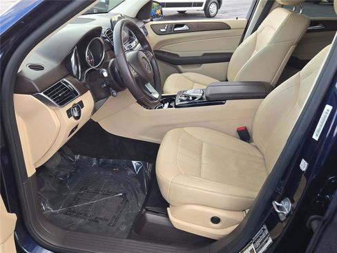 Used 2018 Mercedes-Benz GLE 350 4MATIC image 26