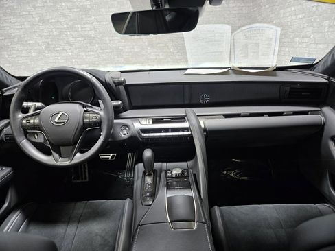 Used 2023 Lexus LC 500 Coupe w/ Performance Package image 35