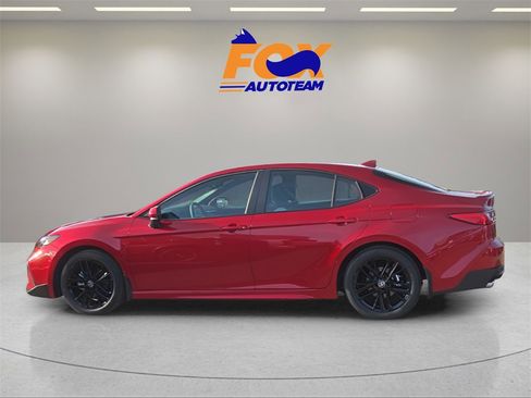 New 2026 Toyota Camry SE image 2