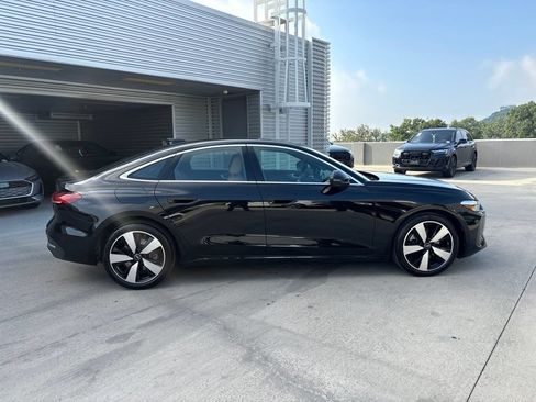 Used 2025 Audi A5 2.0T Premium w/ Convenience Package AWD/4WD image 4