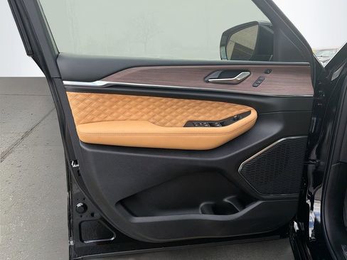 New 2025 Jeep Grand Cherokee L Summit AWD/4WD image 25