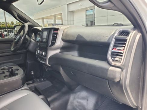 Used 2021 RAM 2500 Tradesman w/ Chrome Appearance Group AWD/4WD image 30