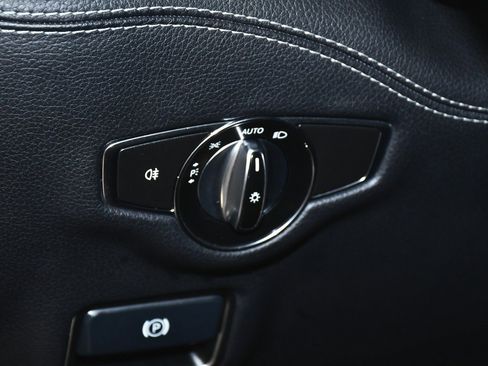 Used 2015 Mercedes-Benz S 63 AMG 4MATIC Coupe image 19