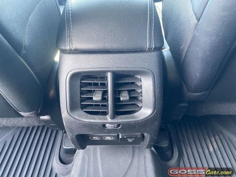 Used 2022 Jeep Cherokee Limited w/ Mopar Interior Package AWD/4WD image 23