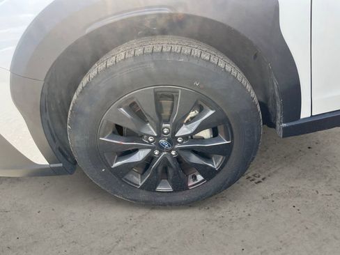 Used 2025 Subaru Outback Onyx Edition AWD/4WD image 9