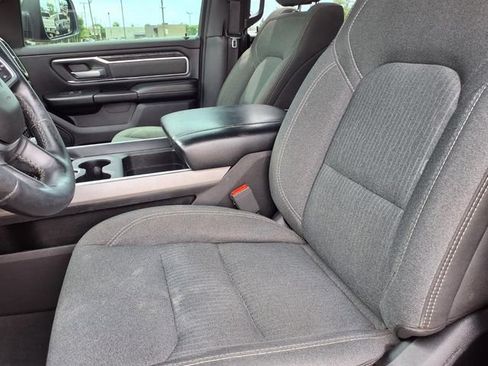 Used 2019 RAM 1500 Big Horn AWD/4WD image 3