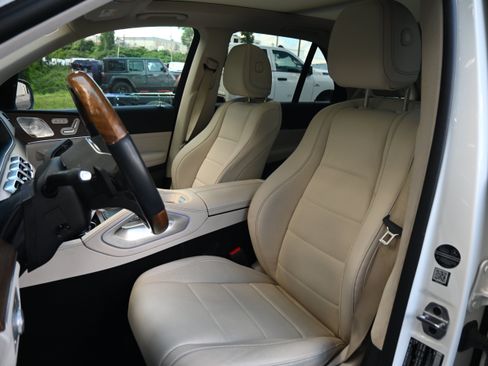 Used 2022 Mercedes-Benz GLE 350 image 7