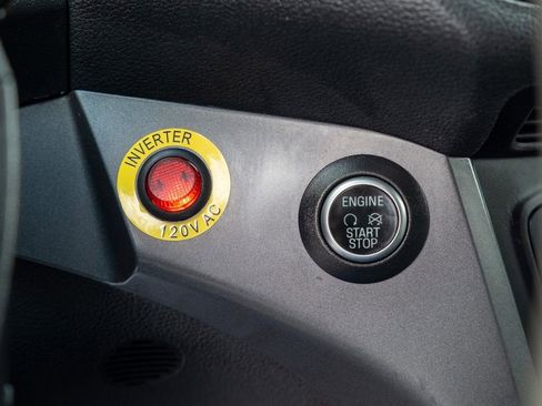 Used 2019 Ford Escape SE image 27