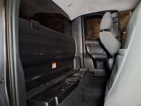 Used 2018 Toyota Tacoma SR RWD image 20