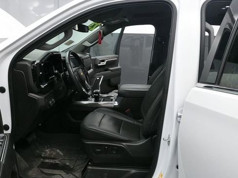 Used 2023 Chevrolet Silverado 1500 LTZ image 18