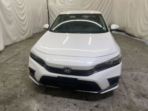 Used 2022 Honda Civic LX image 3