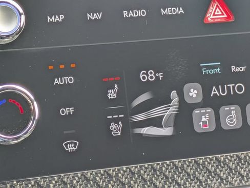 Used 2025 Genesis GV80 3.5T e-SC AWD/4WD image 24