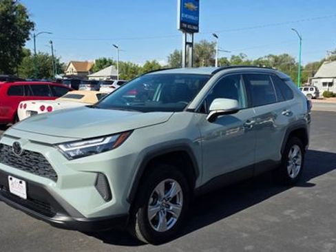 Used 2023 Toyota RAV4 XLE AWD/4WD image 3