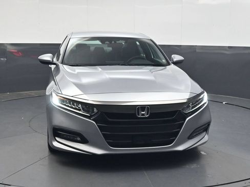 Used 2018 Honda Accord Sport image 9