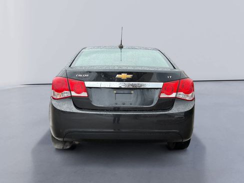 Used 2015 Chevrolet Cruze LT image 4