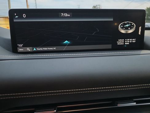 Used 2024 Genesis GV80 2.5T image 27