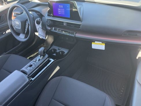 New 2026 Toyota Prius Plug-In Hybrid image 25