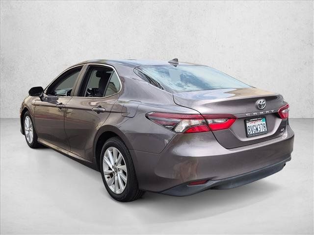 Used 2021 Toyota Camry LE w/ Convenience Package FWD image 8