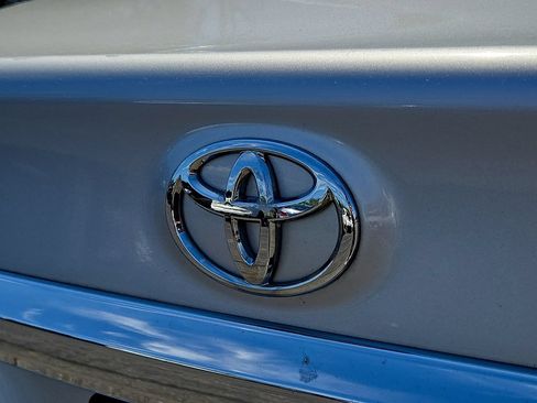 Used 2011 Toyota Corolla LE FWD image 28