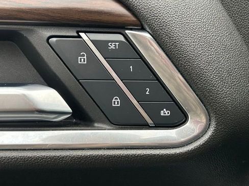 Used 2024 GMC Sierra 1500 SLT w/ SLT Premium Package image 11