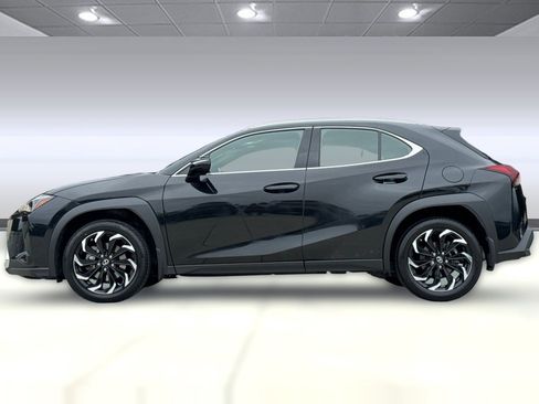 Used 2023 Lexus UX 250h FWD w/ Accessory Package (Z2) image 2