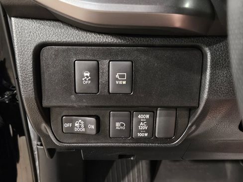 Used 2022 Toyota Tacoma Limited AWD/4WD image 27