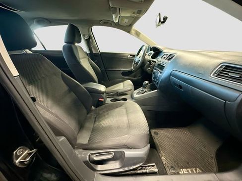 Used 2014 Volkswagen Jetta S image 24