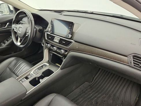 Used 2019 Honda Accord Touring image 24