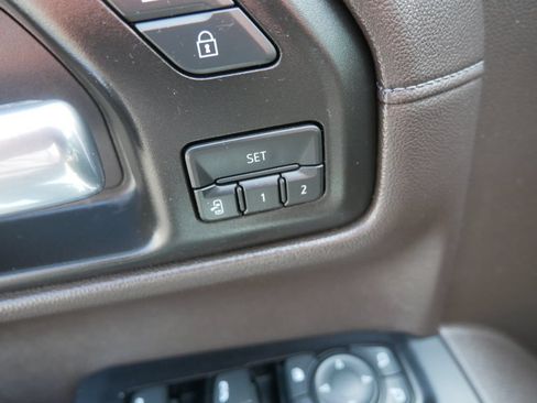 Used 2019 GMC Sierra 1500 Denali w/ Denali Ultimate Package AWD/4WD image 19