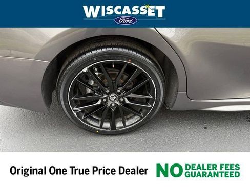 Used 2024 Toyota Camry XSE FWD image 30
