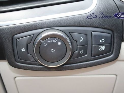 Used 2020 Ford Edge Titanium w/ Equipment Group 301A FWD image 22