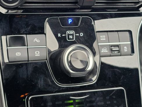 Used 2024 Toyota bZ4X XLE w/ Weather Package image 12